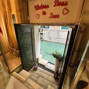 Luxury Watersdoor Apartment Venedig